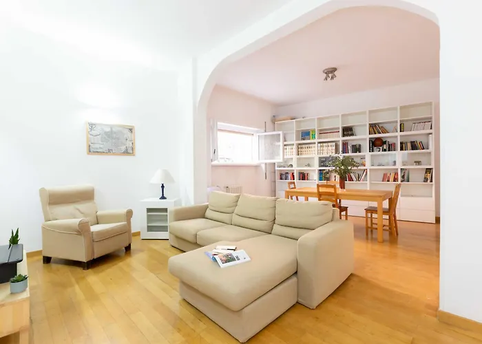 Casa Emiliani Ospedale San Camillo - Cale 09 Рим